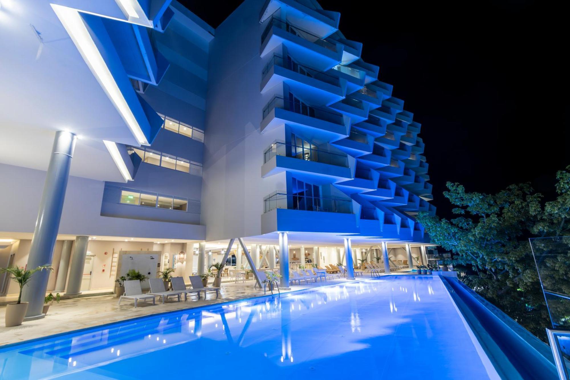 ホテル Grand Sirenis San Andres エクステリア 写真